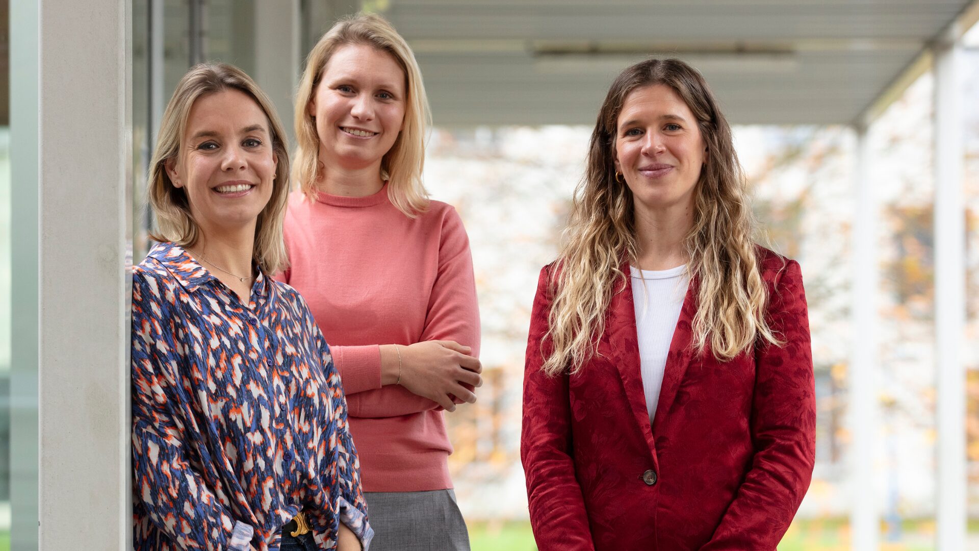Universiteitsfonds nieuw team. Yasmien Hoefkens, Eline Joukes, Erlin Theunick